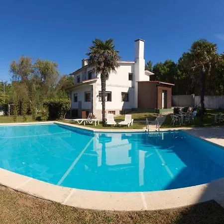 Paxarinas 펜션 산신소