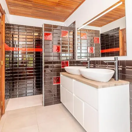 Paxarinas סנשנשו